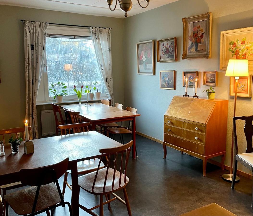 Hotell Nyboholm 얼레켐 외부 사진