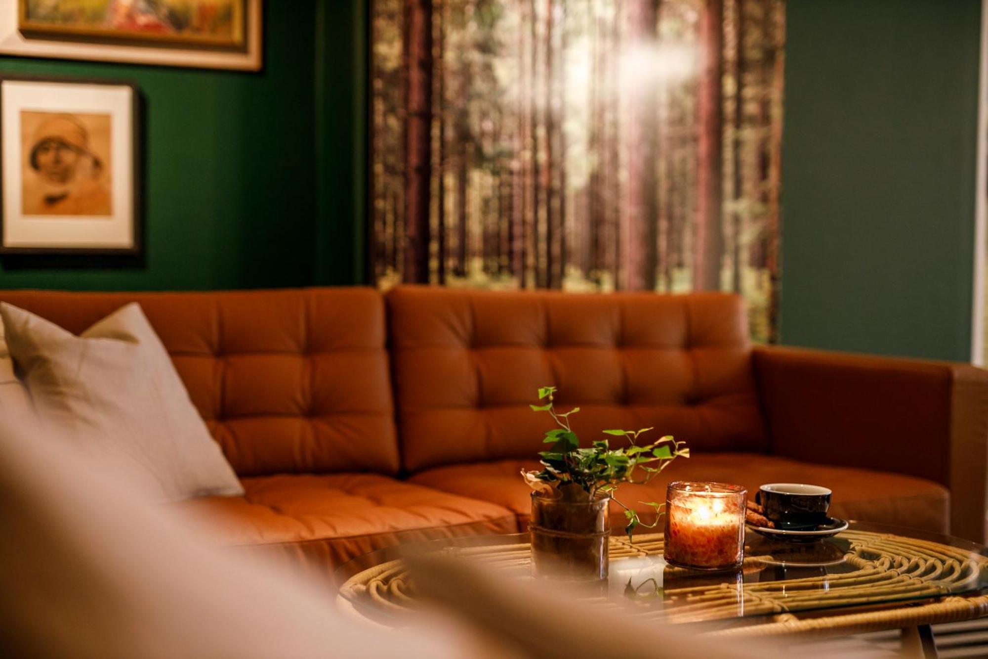 Hotell Nyboholm 얼레켐 외부 사진