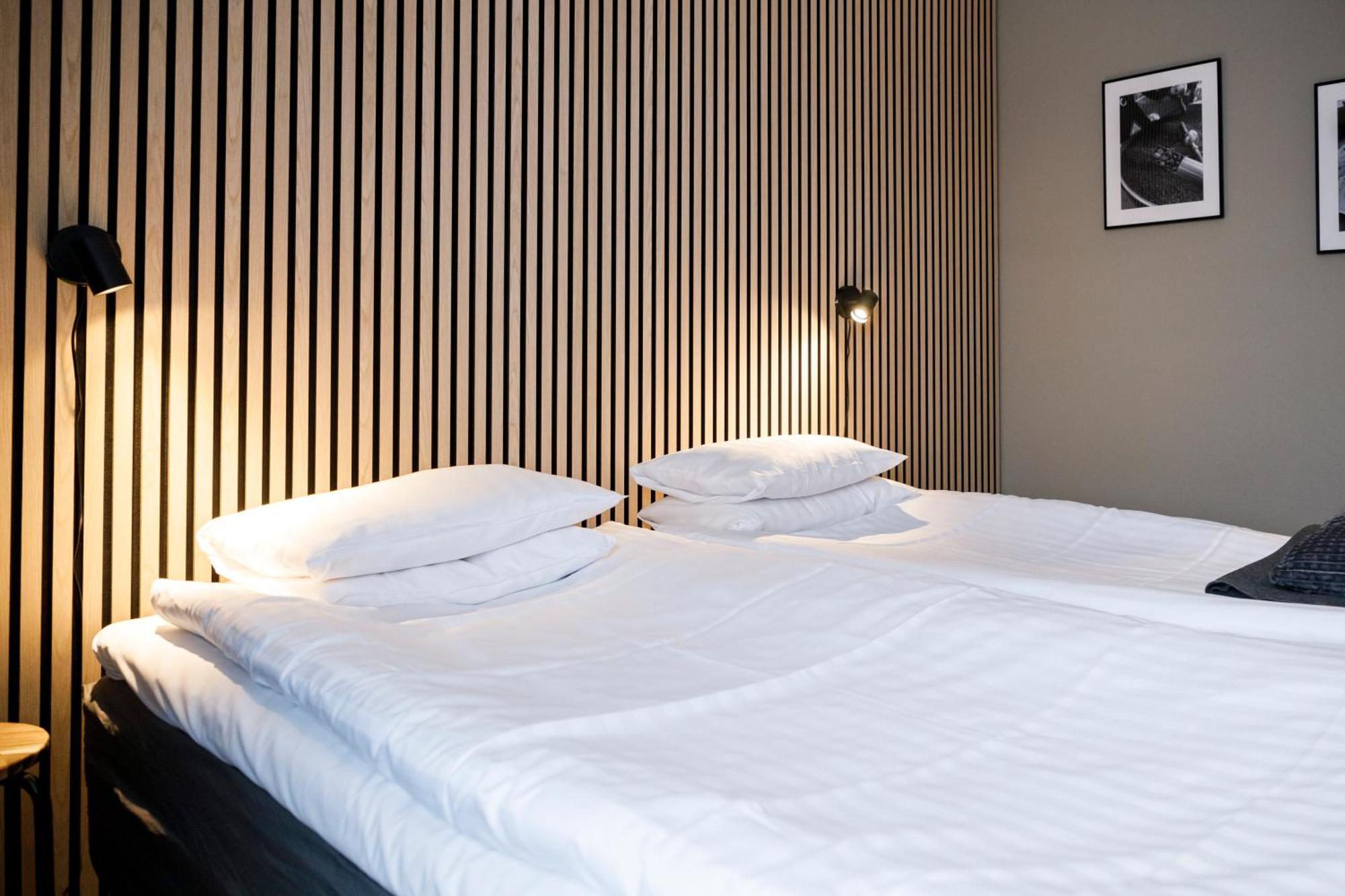 Hotell Nyboholm 얼레켐 외부 사진