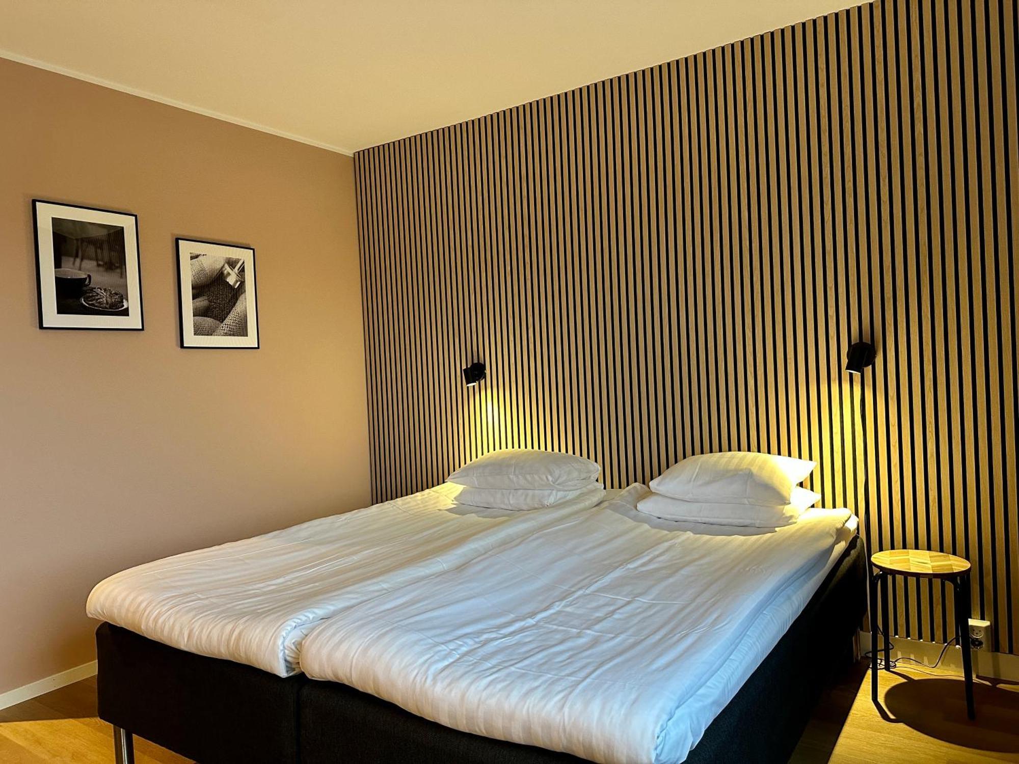 Hotell Nyboholm 얼레켐 외부 사진