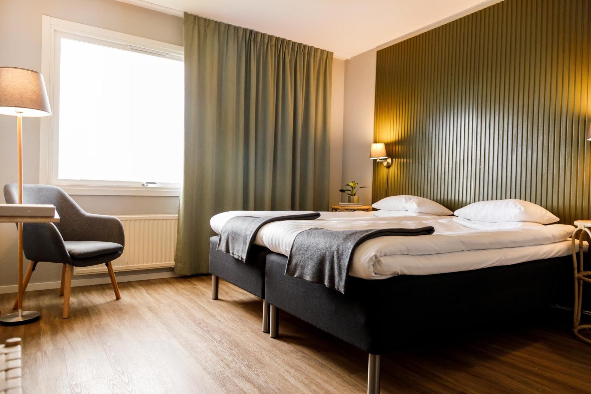 Hotell Nyboholm 얼레켐 외부 사진